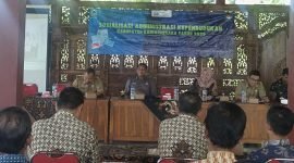 Foto: Sosialisasi Kedua Adinduk oleh Dindukcapil Banjarnegara dan DPRD, bersama Forkompincam Purwareja Klampok di Rawa Lutung Desa Pagak.