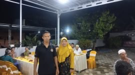 foto: Sutoyo Kades terlantik dan terpilih Desa Kemranggon di Pilkades Serentak 2024 Gelombang II Banjarnegara bersama istri Asriyati.