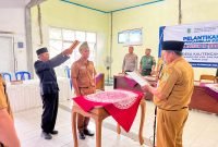 foto: Prosesi Acara Sertijab Kepala Dusun III Desa Kali Tengah saat pembacaan sumpah Jabatan