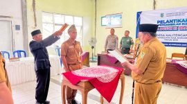 foto: Prosesi Acara Sertijab Kepala Dusun III Desa Kali Tengah saat pembacaan sumpah Jabatan