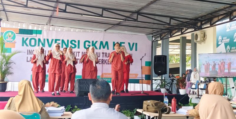 Salah satu Gugus menampilkan inovasinya pada Inovasi GKM ke -VI RSUD Hj. Anna Lasmanah Banjarnegara.(foto/doc)