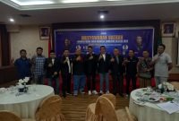Foto: Agus Harizal yang kembali terpilih menjadi Ketua Jaringan Media Siber Indonesia (JMSI) Sumsel Periode 2025-2030 beroto bersama Pengurus JMSI Sumsel usai Musda.