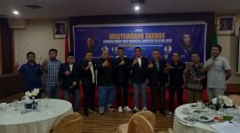 Foto: Agus Harizal yang kembali terpilih menjadi Ketua Jaringan Media Siber Indonesia (JMSI) Sumsel Periode 2025-2030 beroto bersama Pengurus JMSI Sumsel usai Musda.