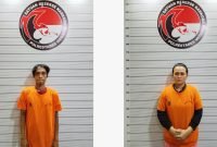 Teks Foto: Kedua pelaku pengedar inex ditangkap petugas Polrestabes Medan, Sabtu (20/9/2025).