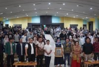 IPDA dan  Kemenpora menggelar acara bertajuk Kepemimpinan Pemuda di Tengah Disrupsi AI dan Krisis Sosial. Acara yang di gelar di Convention Hall UIN Sunan Kalijaga, Yogyakarta di hadiri  ribuan pemuda dari berbagai daerah di Indonesia ini bertujuan untuk mendorong model  kepemimpinan generasi muda yang Berakar dan Inovatif.(foto/doc)