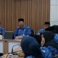 Foto: PJ Sekda Banjarnegara Tursiman, S.Sos., memimpin Rapat Koordinasi Penguatan Kapasitas Camat di Ruang Rapat Sekda.