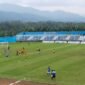 Foto: Laga Perdana Kompetisi Sepak Bola Liga 4 Jateng di Stadion Kolopaking, Kabupaten Banja rnegara.