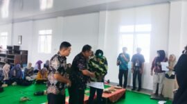 Suasana persiapan PJ Sekda Tursiman akan membacakan SK Pengukuhan Pokdarwis Kali Jati.(Dok.Bas)
