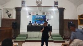 Foto: Aqib Ardiansyah, Anggota DPR RI Komisi XII Fraksi PAN, saat melaksanakan reses di Aula Balai Desa Brengkok, Kecamatan Susukan, Kabupaten Banjarnegara.
