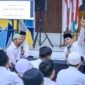 Foto :Wakil Bupati Banjarnegara Wahid Jumali, Lc., saat menyampaikan tausiyah kepada warga binaan di Rutan Kelas IIB Banjarnegara.(Dok.Kominfo).