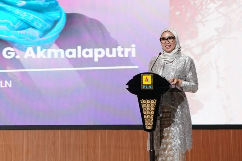 Direktur Distribusi PLN, Arsyadany G. Akmalaputri, dalam momentum peringatan International Women’s Day yang digelar di Kantor Pusat PLN, Jakarta, Jumat (13/3)