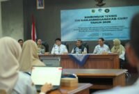 Wahid jumali Lc Wakil Bupati Banjarnegara, dengan jajaran Pemkab saat mengisi BIMTEK Penguatan CSIRT dalam antisipasi serbuan Siber.(Dok.Kominfo  Bna/Beritafakta.id)