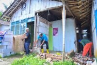 :Kondisi rumah warga Kelurahan Krandegan yang sedang di rehab untuk Program sosial RTLH.(Dok.Kominfo Bna/Berita fakta.id)