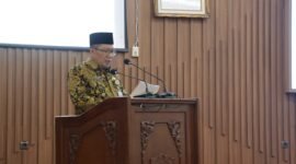 Sekda Banjarnegara Hendro Cahyono, saat memaparkan  terkait ekonomi kreatif pada Raperda 2026 di Gedung DPRD Banjarnegara.(Dok.Kominfo Bna/Berita fakta.id)