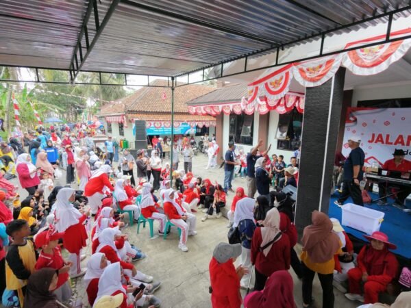 Semarak HUT ke-81 RI di Desa Adipasir, Pelajar SMK Panca Bhakti Turut Andil dalam Karya Jurnalistik