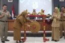 Di tengarai Pemukulan Gong oleh Amalia Desiana Bupati Banjarnegara, program berbasis digital yakni e-SAKIP mulai segera ter implementasikan.(Dok.Kominfo Bna/Berita Fakta id)