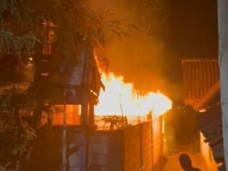Kandang Kambing di Madiun Terbakar, Gas Metana Persulit Pemadaman
