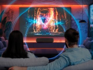 Epson Bawa Sensasi Bioskop ke Rumah dengan Proyektor 4K 150 Inci