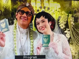 Andre Taulany Resmi Menikah dengan Amanda Rigby, Akad Digelar Intim Bernuansa Jawa