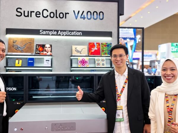 Epson Bawa SureColor V4000, Cetak Custom Makin Fleksibel