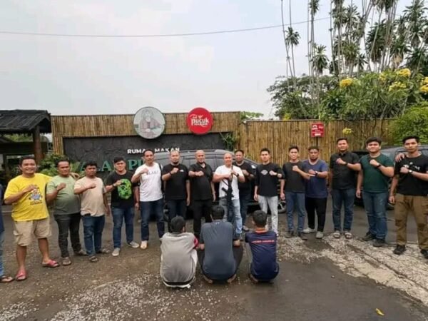 Polres Metro Bekasi Bersama Satresmob Bareskrim Polri Ungkap Dugaan Sindikat “Geser Tas”, Empat Terduga Pelaku Diamankan