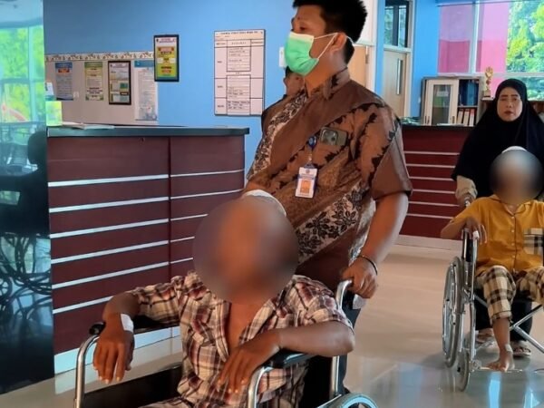 Keluarga Ucap Terima Kasih kepada Bupati dan Tim Medis RSUD Brebes, Empat Orang Korban Pembacokan Randusanga Kulon Pulang Sehat